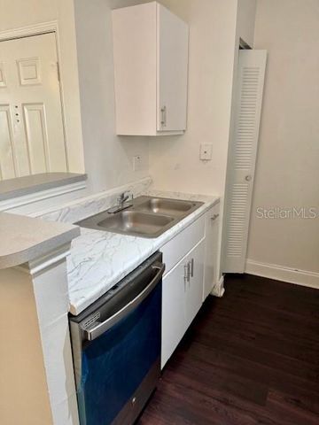 2521 GRASSY POINT DRIVE 101, Lake Mary, FL 32746