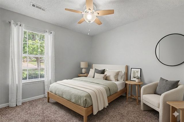 1100 Tunbridge Drive, Bentonville, AR 72712
