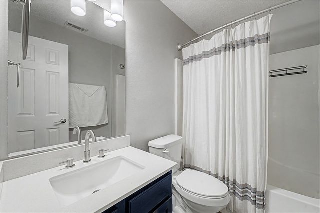 1100 Tunbridge Drive, Bentonville, AR 72712