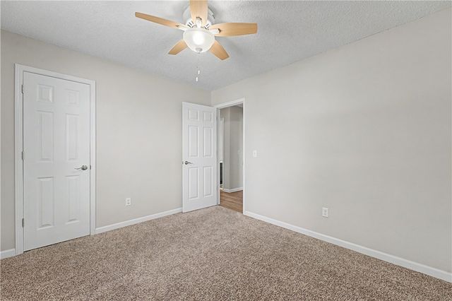1100 Tunbridge Drive, Bentonville, AR 72712