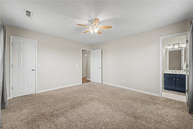 1100 Tunbridge Drive, Bentonville, AR 72712