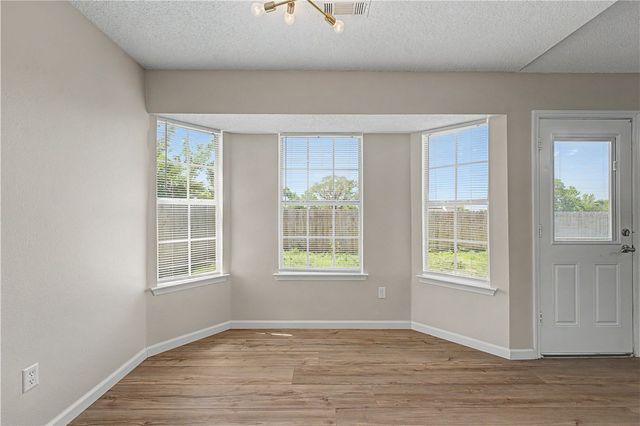 1100 Tunbridge Drive, Bentonville, AR 72712