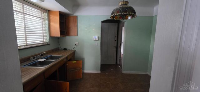 5982 Belmont Avenue, Cincinnati, OH 45224