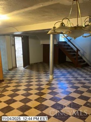 5982 Belmont Avenue, Cincinnati, OH 45224