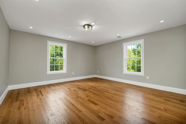 53 Bagdad Road, Durham, NH 03824