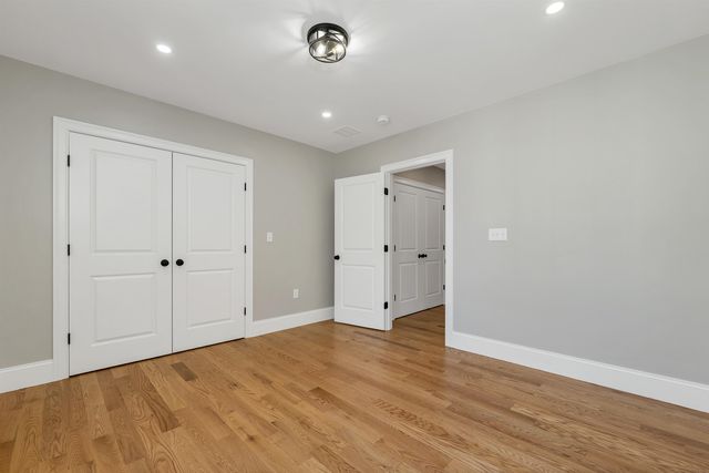 53 Bagdad Road, Durham, NH 03824