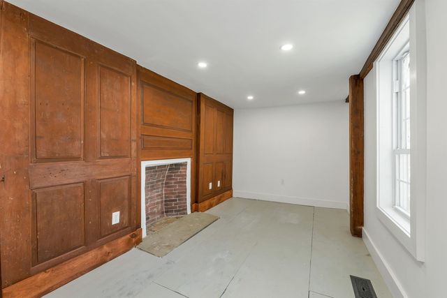 53 Bagdad Road, Durham, NH 03824