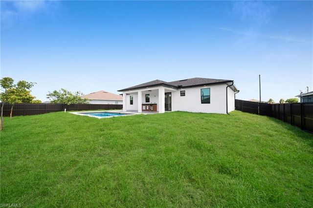1408 Nelson RD N, Cape Coral, FL 33993