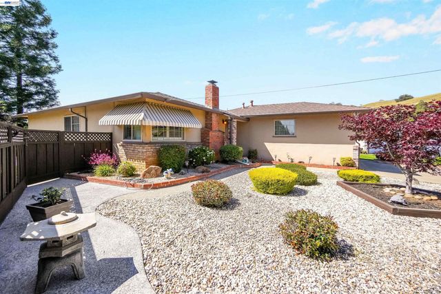506 Caleb Pl, Hayward, CA 94544