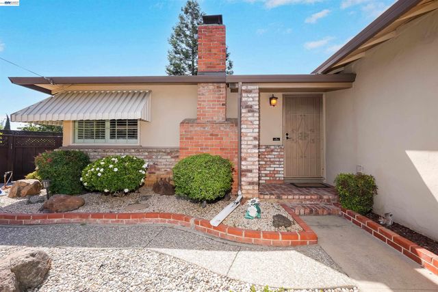 506 Caleb Pl, Hayward, CA 94544