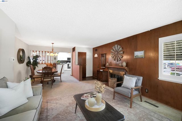 506 Caleb Pl, Hayward, CA 94544