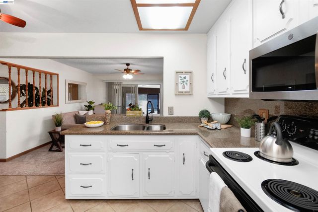 506 Caleb Pl, Hayward, CA 94544
