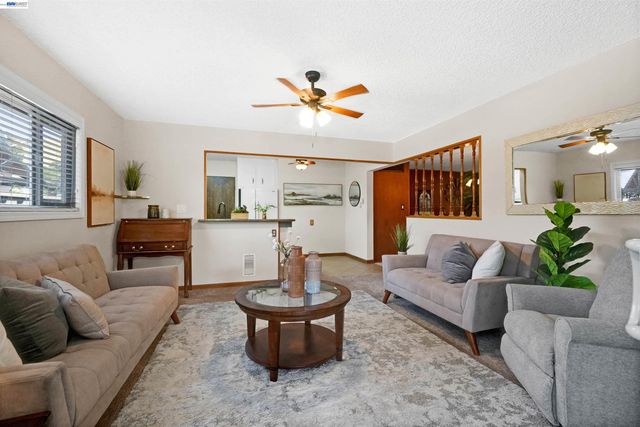 506 Caleb Pl, Hayward, CA 94544
