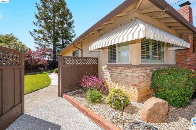 506 Caleb Pl, Hayward, CA 94544
