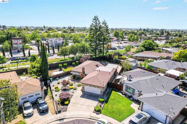 506 Caleb Pl, Hayward, CA 94544