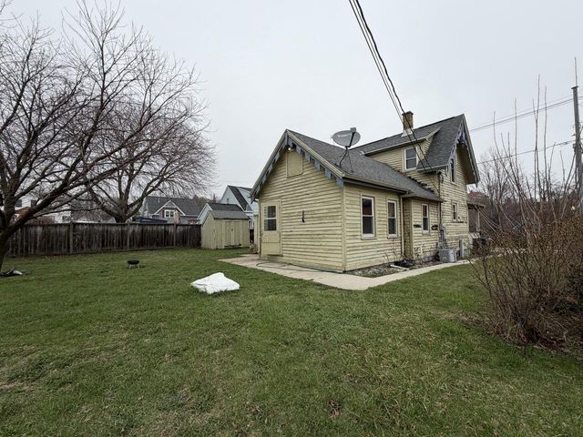 309 Broadway STREET, Sheboygan Falls, WI 53085