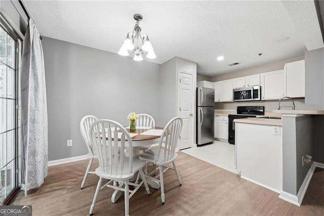 330 Cottonwood Creek Circle, Canton, GA 30114