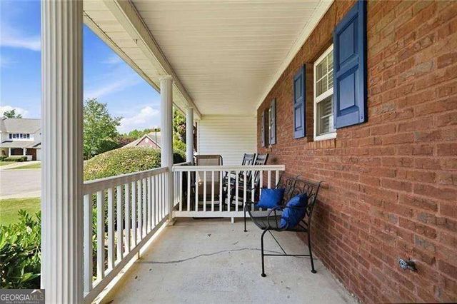 330 Cottonwood Creek Circle, Canton, GA 30114