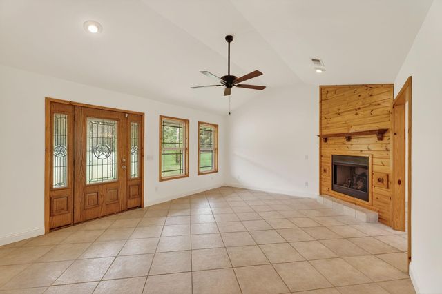 9847 Fm 326, Lufkin, TX 75901