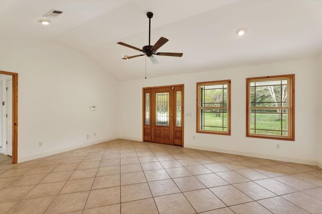 9847 Fm 326, Lufkin, TX 75901