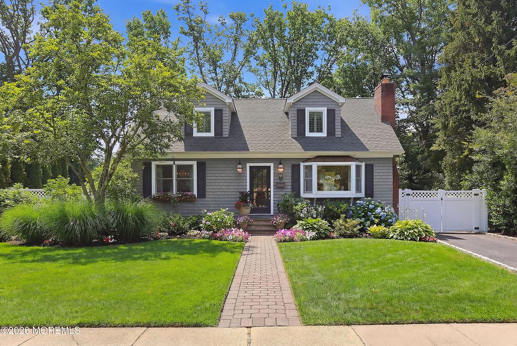 96 Lake Shore Drive, Red Bank, NJ 07701