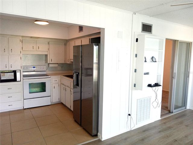 2359 FINLANDIA LANE 65, Clearwater, FL 33763