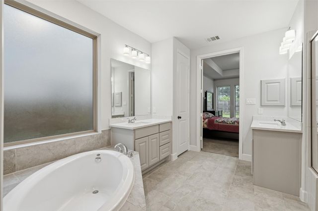 9930 Magnolia Estates Lane, Manvel, TX 77578