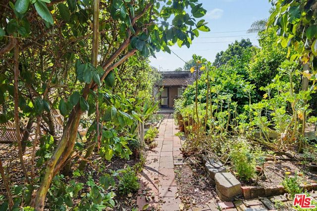 1321 Palms Boulevard, Venice, CA 90291