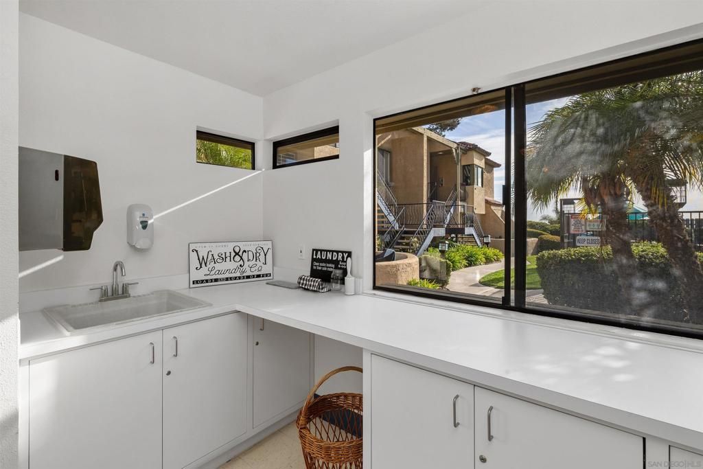 Image 40 of property listing at 7360 Park Ridge Blvd 119, San Diego, CA 92120
