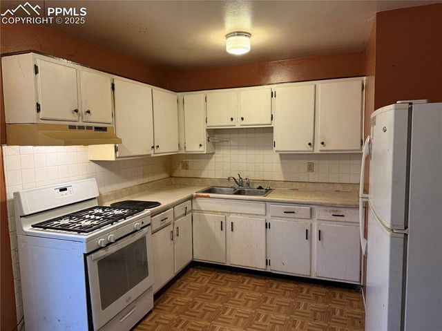 4325 Axtell Street, Colorado Springs, CO 80906