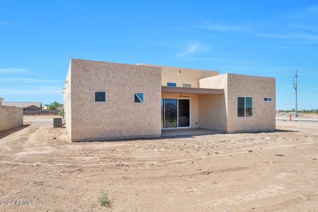 9121 W DEBBIE Lane, Arizona City, AZ 85123