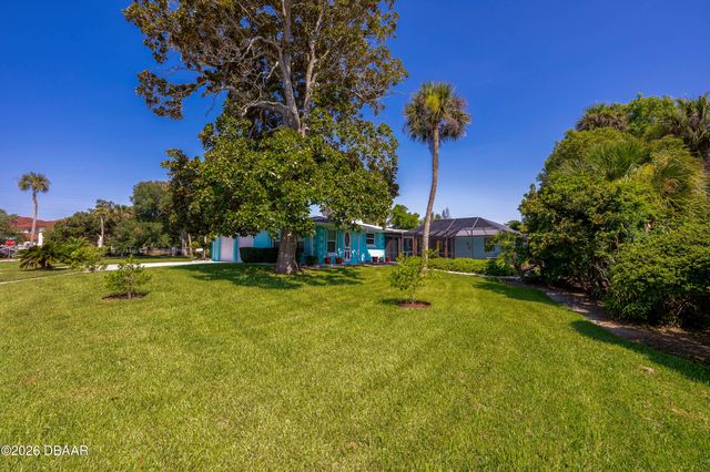 697 John Anderson Drive, Daytona Beach, FL 32124