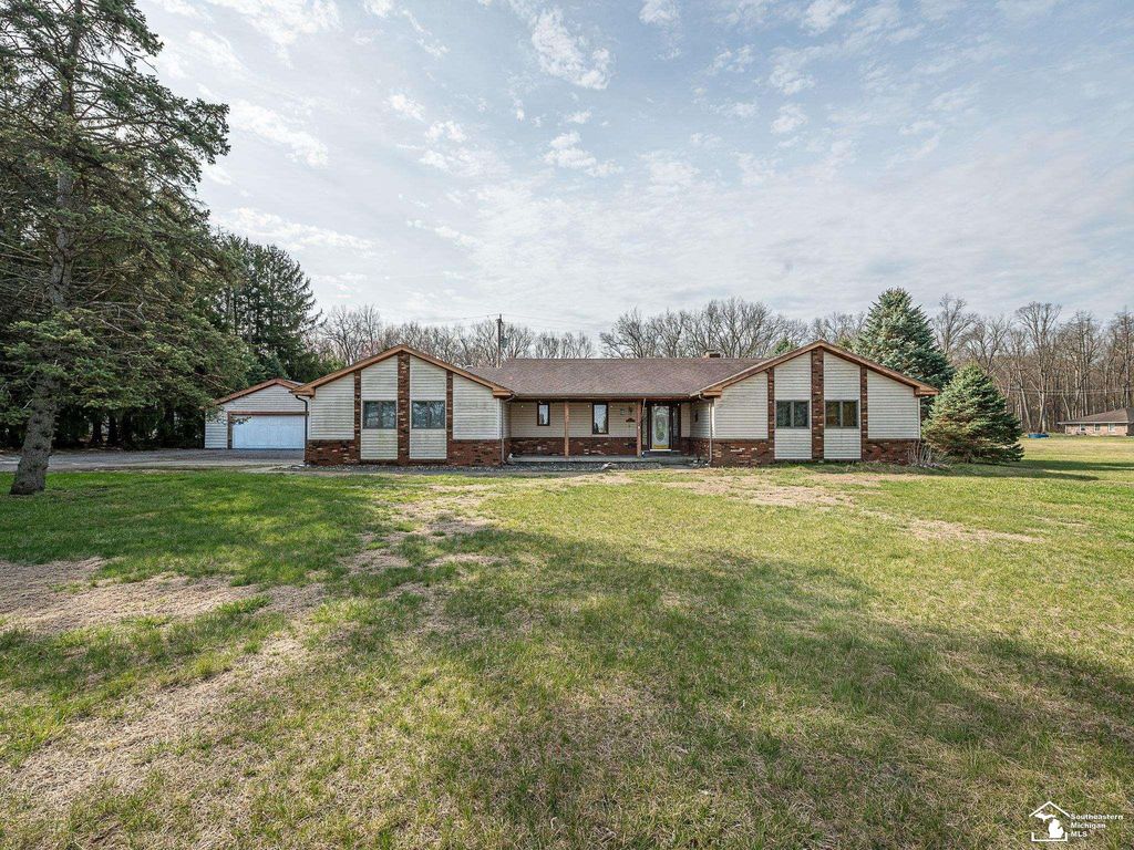 20599 Ida Center Road, Summerfield Twp, MI 49238