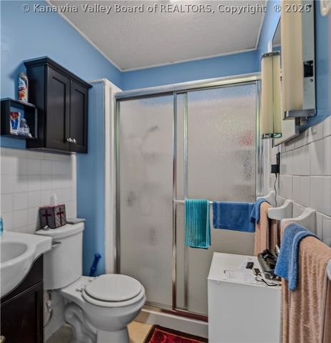 116 1st Avenue, Tornado, WV 25202