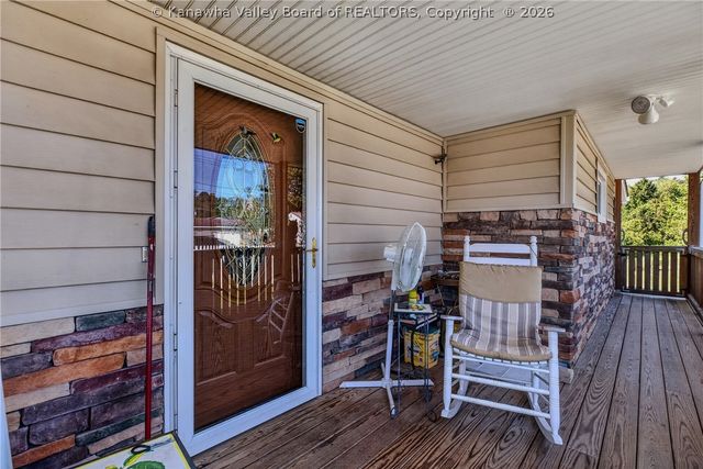116 1st Avenue, Tornado, WV 25202