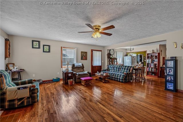 116 1st Avenue, Tornado, WV 25202