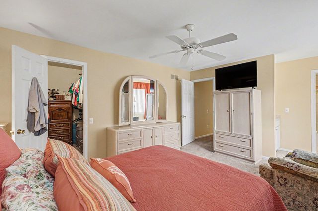 42565 Eldon Avenue 56, Clinton Twp, MI 48038