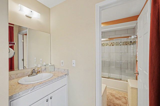 42565 Eldon Avenue 56, Clinton Twp, MI 48038