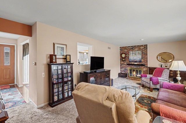 42565 Eldon Avenue 56, Clinton Twp, MI 48038