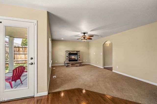 657 Spring Valley Drive, Medford, OR 97501