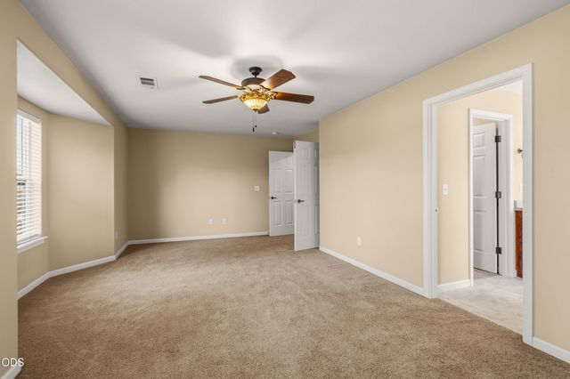 657 Spring Valley Drive, Medford, OR 97501