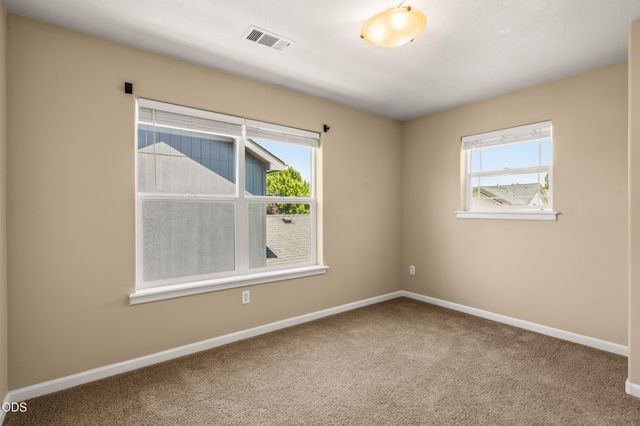 657 Spring Valley Drive, Medford, OR 97501