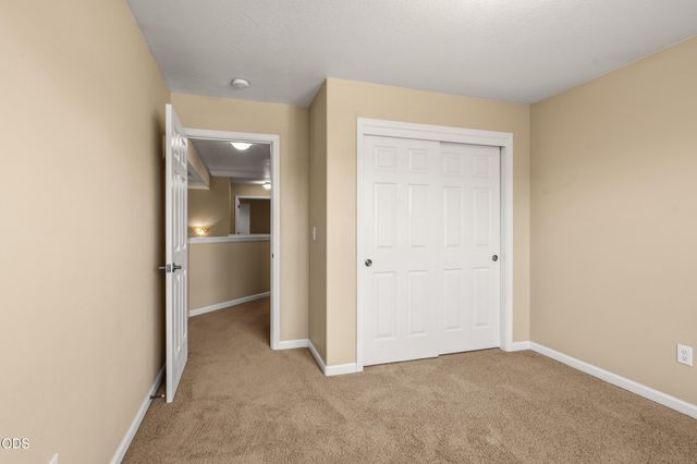 657 Spring Valley Drive, Medford, OR 97501