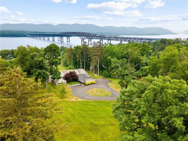 552 Grand Avenue, Newburgh, NY 12550