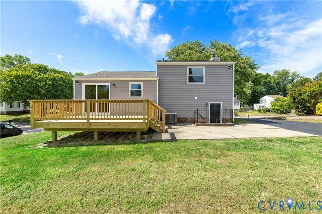 7480 Overlook Dr, Mechanicsville, VA 23111
