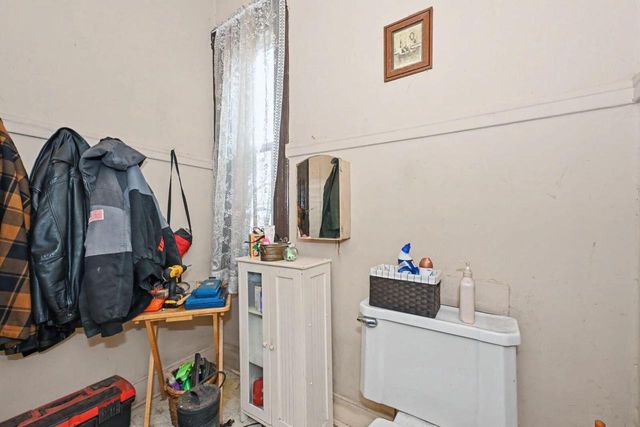 2447 S Burrell STREET, Milwaukee, WI 53207