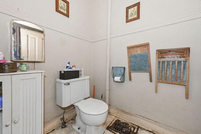 2447 S Burrell STREET, Milwaukee, WI 53207