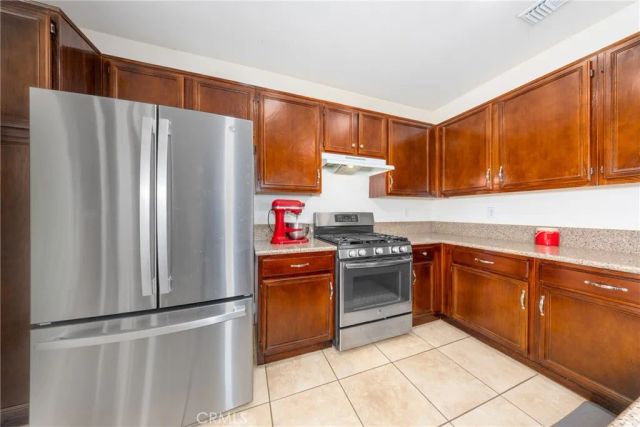 295 E Carol, San Bernardino, CA 92408