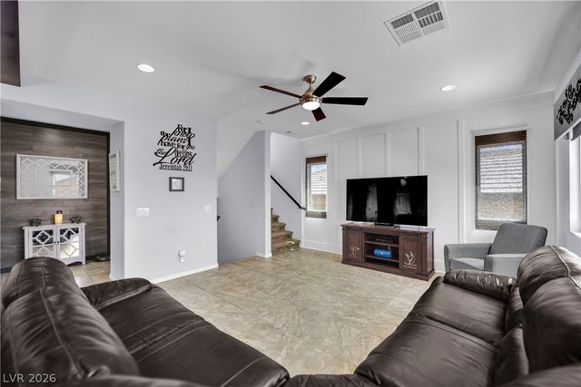 10837 Knickerbocker Avenue, Las Vegas, NV 89166