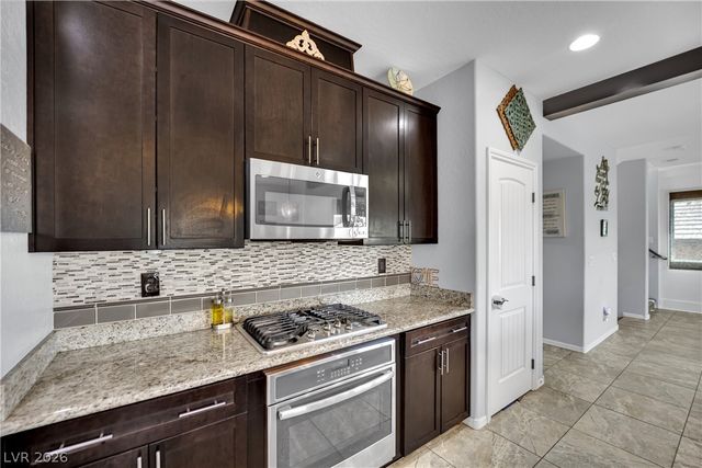 10837 Knickerbocker Avenue, Las Vegas, NV 89166